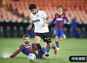 APP下载-转折点广厦男篮回应争议，欧超杯窗口期攻防权衡，悬念犹存，高层口径保持一致-APP下载